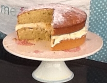 Cardamom cake - quite the scrummiest!
